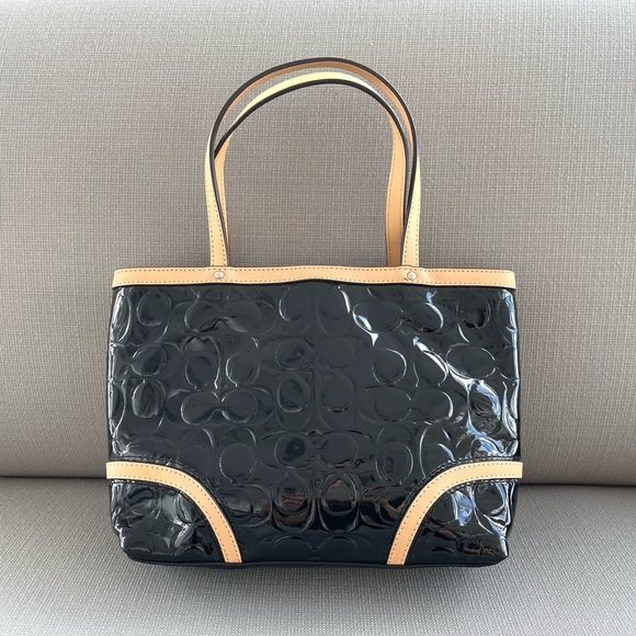 Coach Black Logo Embossed Patent Leather Bag - Picture 2 of 8